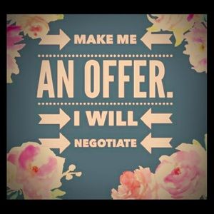 👚👖⭐️❤️🤗MAKE ME AN OFFER!!!🤗👚👖⭐️❤️